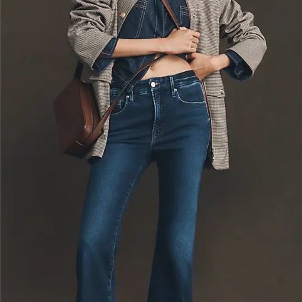 Good American Good Legs Cropped Mini Boot Jean